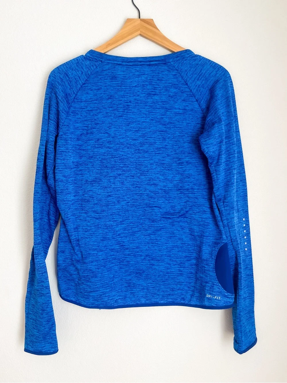 Nike Dri-FIT Element Blue Long Sleeve Running Top Thumbholes Zip Pocket M